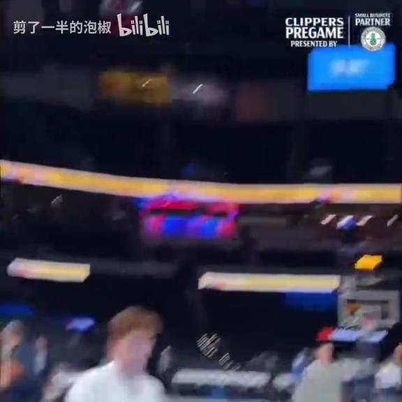 寶藏球員！你覺(jué)得小瓊斯能延續(xù)去年季后賽的亮眼表現(xiàn)嗎？